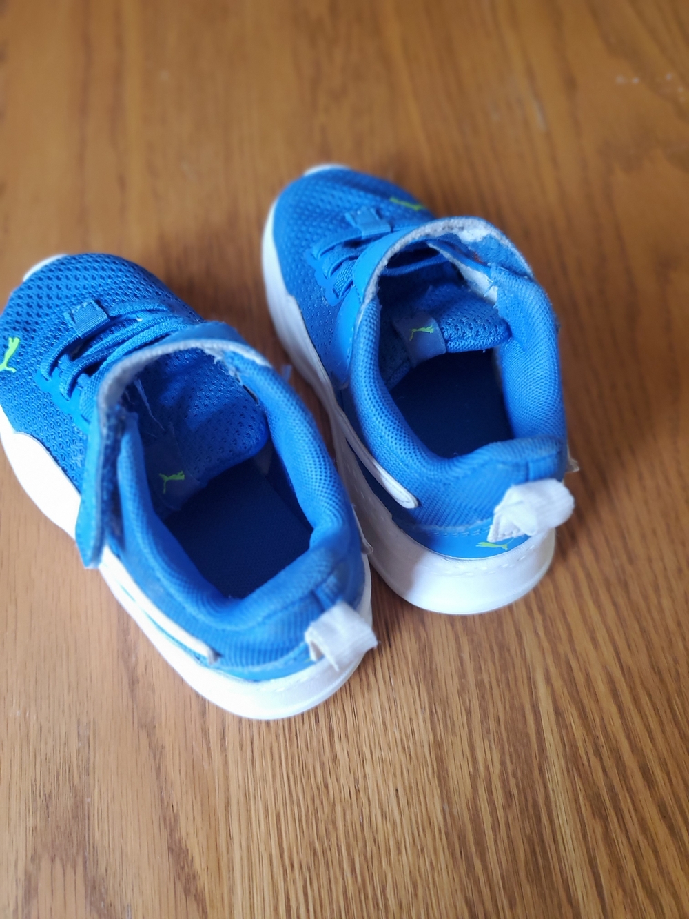Puma Kids Bright Blue & White Hook-and-Loop Sneakers - Picture 3 of 4